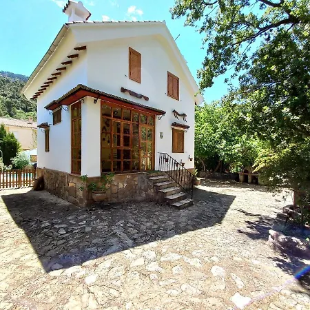 El Refugio De Goriz Holiday home *
